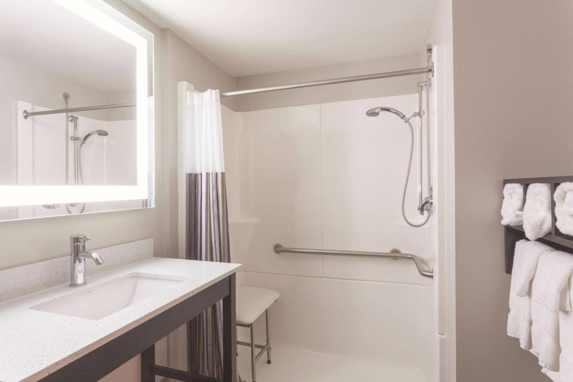 La Quinta By Wyndham North Hotel 3*