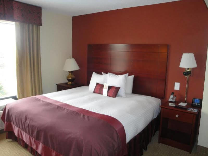 La Quinta By Wyndham North Hotel Columbus
